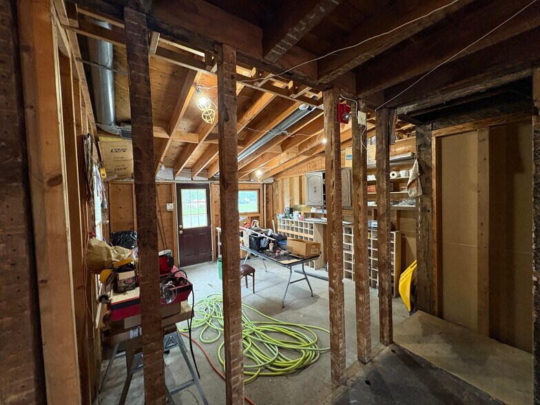 More Photos Of 2 Chesterfield Georgetown Rd, Chesterfield Convenience Store For Sale