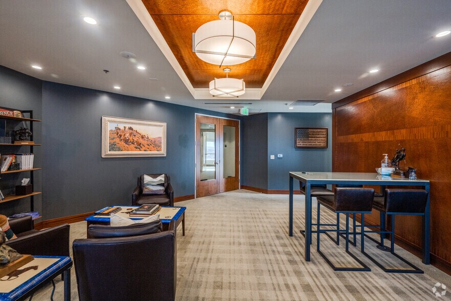 More Photos Of 1800 Glenarm Pl, Denver Office For Sale