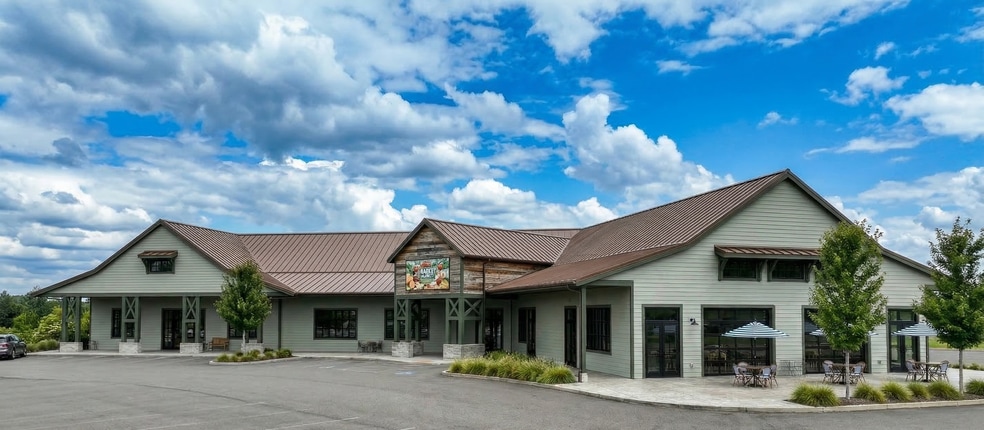 Primary Photo Of 3728 Betsy Kerrison Pky, Johns Island Unknown For Lease