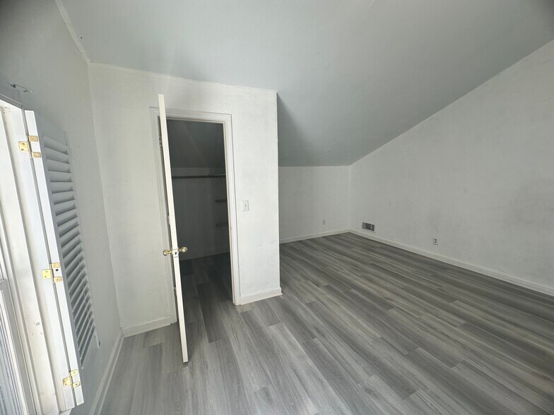 More Photos Of 2202 Canton Hwy, Cumming Freestanding For Lease