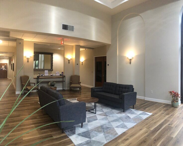 More Photos Of 401 Westpark Ct, Peachtree City Office For Lease