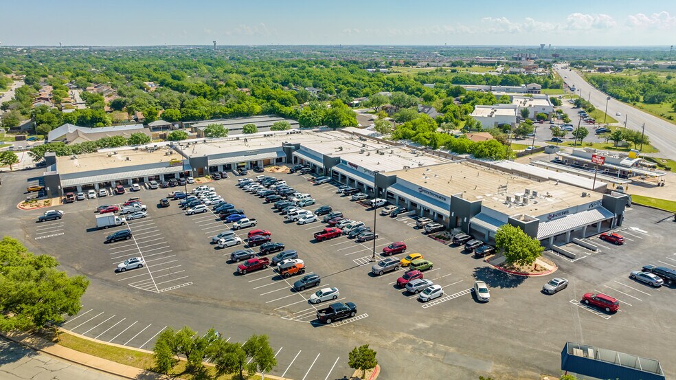 More Photos Of 15803 Windermere Dr, Pflugerville Storefront For Lease