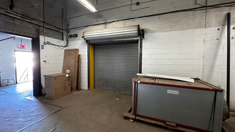 More Photos Of 1727-1801 Union Blvd, Allentown Warehouse For Lease