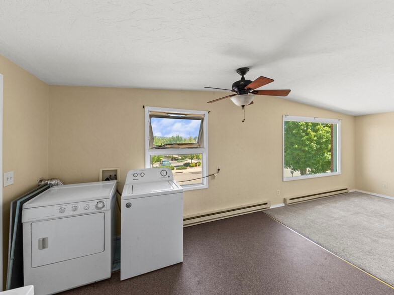 More Photos Of 5004-5010 E 1st Ave, Spokane Valley Apartments For Sale