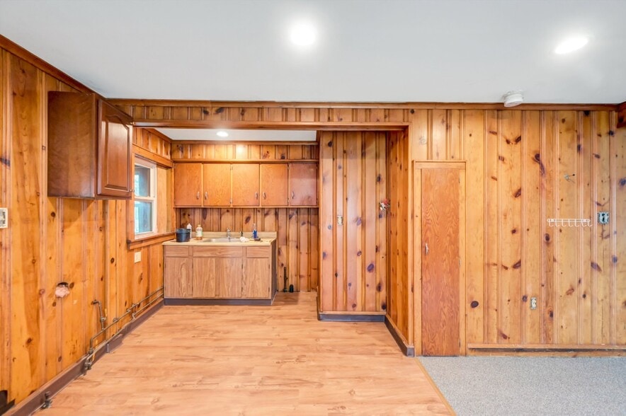 More Photos Of , Scranton General Retail For Sale