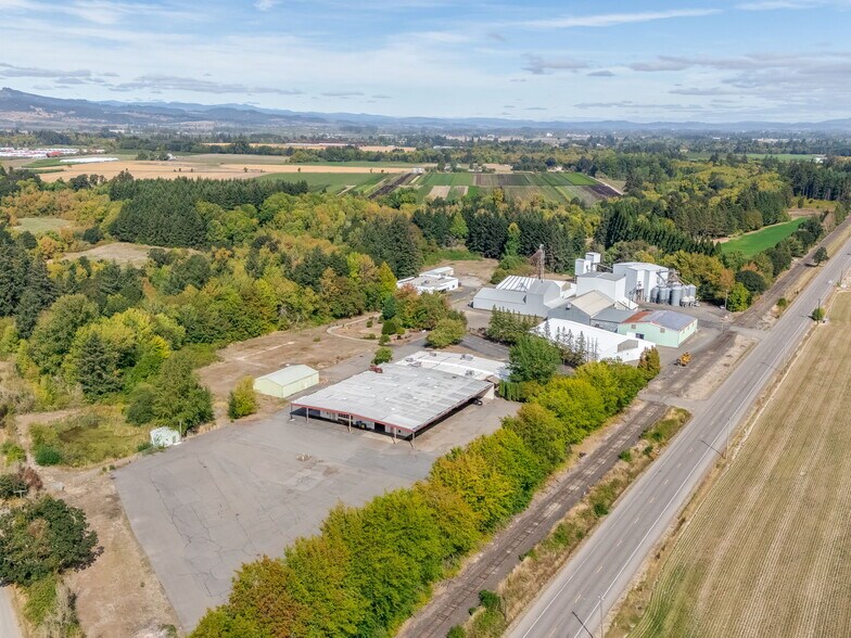 More Photos Of 16700 S Highway 99W, Amity Distribution For Sale