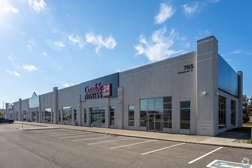 More Photos Of 5800-6075 Mavis Rd, Mississauga Unknown For Lease