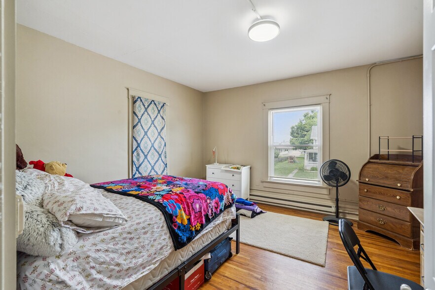 More Photos Of 1132 Main St, Grinnell Multifamily For Sale