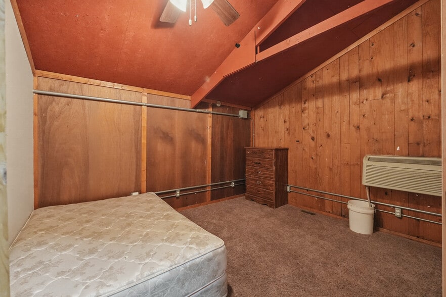 More Photos Of 100 S Old State Road 15, Leesburg Restaurant For Sale