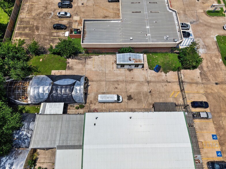 More Photos Of 2920 Dairy Ashford Rd, Houston Showroom For Sale