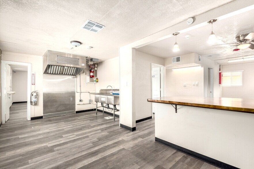 More Photos Of 6628-6632 S 22nd St, Phoenix Assisted Living For Lease