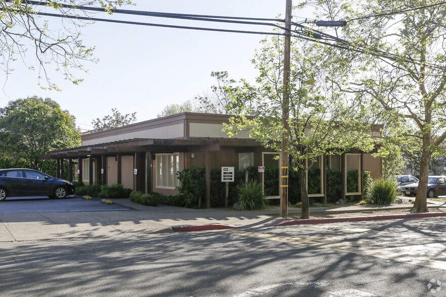Primary Photo Of 1304 Oak Ave, Saint Helena Office For Lease