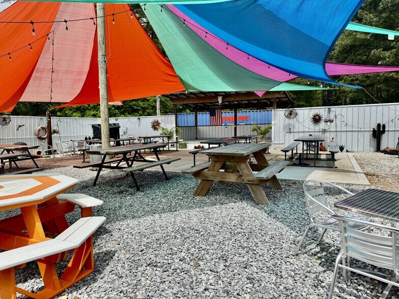 More Photos Of 125 Cypress Rd, Buchanan Restaurant For Sale