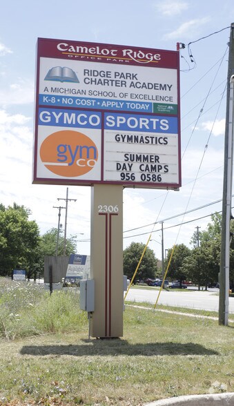 More Photos Of 2306 Camelot Ridge Ct SE, Grand Rapids Freestanding For Lease