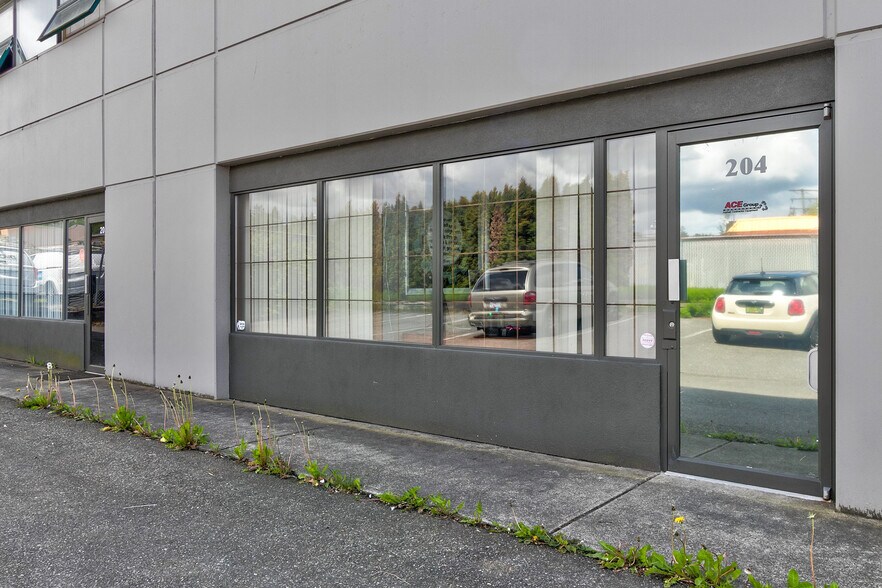 More Photos Of 17957 55th Ave, Surrey Warehouse For Sale