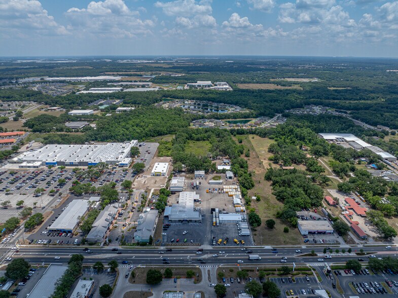 More Photos Of 2900 James L Redman Pky, Plant City Freestanding For Lease