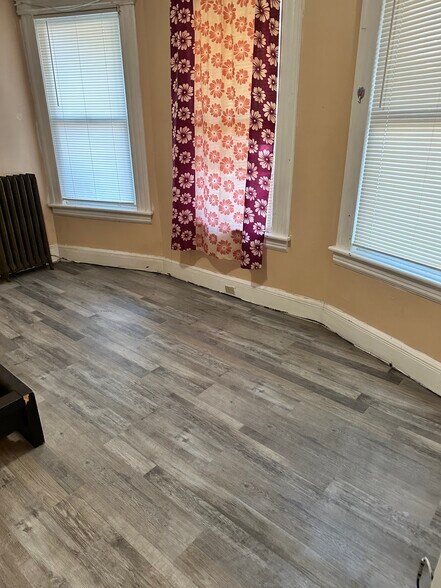 More Photos Of , Bridgeport Unknown For Sale