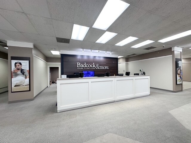 More Photos Of 307 E 1st St, Vidalia Freestanding For Sale