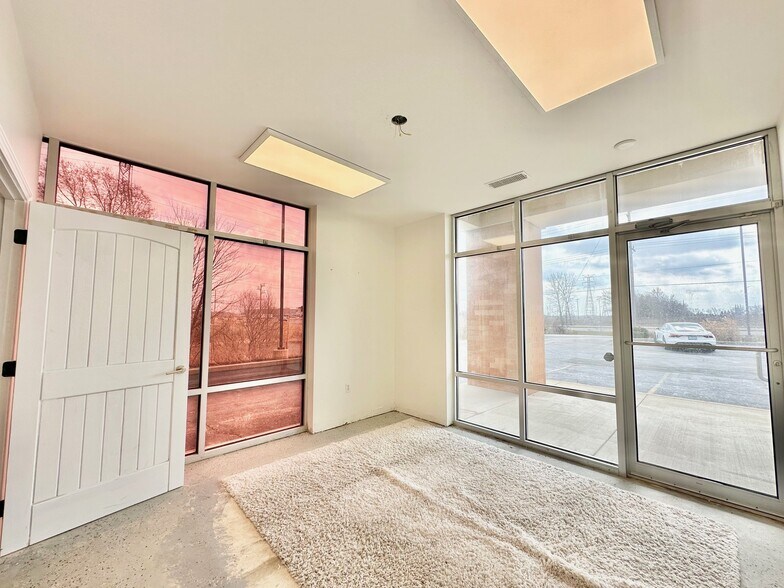 More Photos Of 5168-5198 E 81st Ave, Merrillville Unknown For Lease