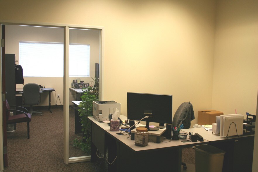 More Photos Of 555-561 E 1860 S, Provo Office For Sale