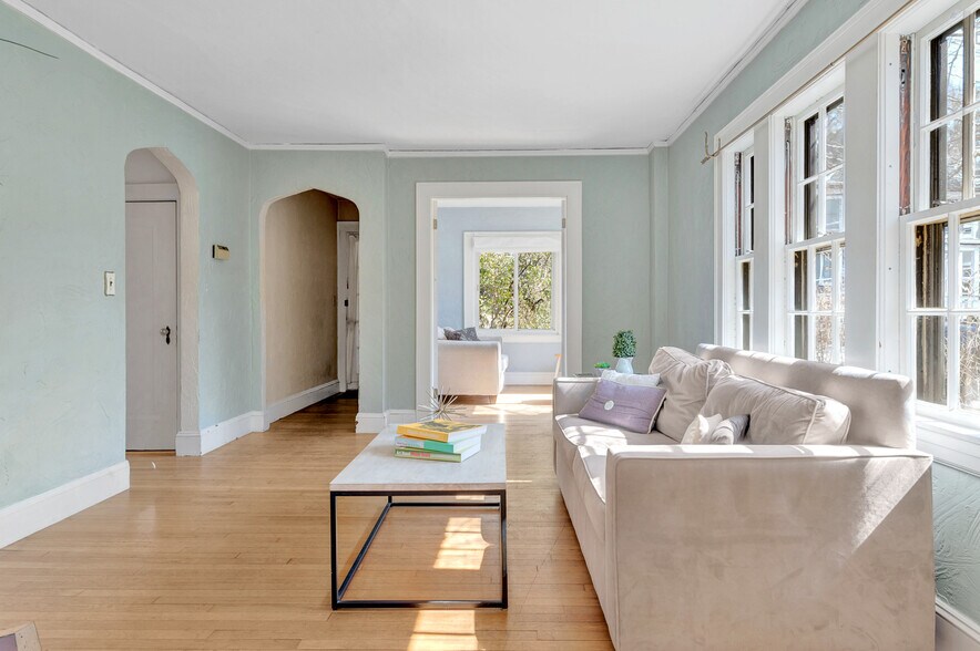 More Photos Of 126 Westbourne Ter, Brookline Multifamily For Sale