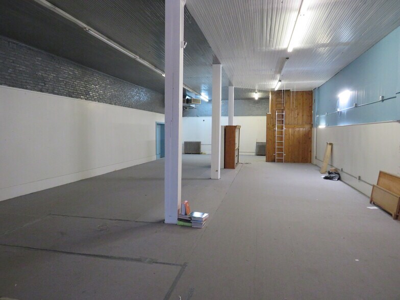 More Photos Of 110-112 W Washington st, Morris General Retail For Sale