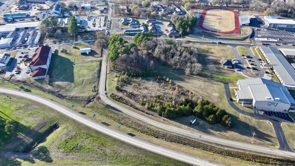 More Photos Of 512 N Poplar St, Searcy Specialty For Sale