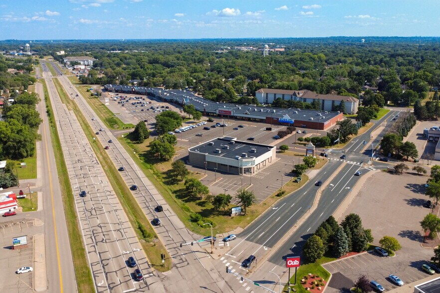 Primary Photo Of 600 County Road 10 NE, Blaine Drugstore For Lease