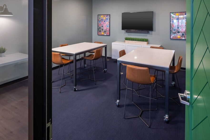 More Photos Of 1401 W 23rd St, Lawrence Apartments For Lease