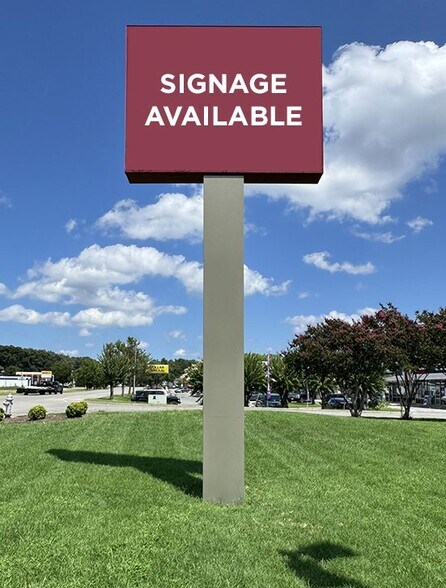 More Photos Of 81 S Airport Dr, Highland Springs Bank For Sale