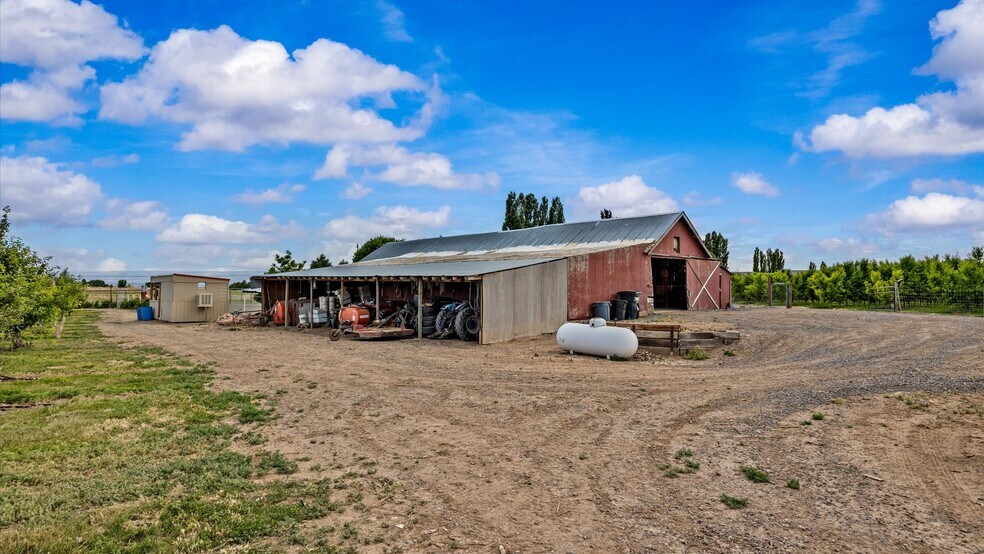 More Photos Of 20809 Nowhere Rd, Eckert Land For Sale