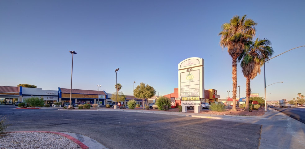 More Photos Of 4640 E Flamingo Rd, Las Vegas Storefront Retail Office For Lease