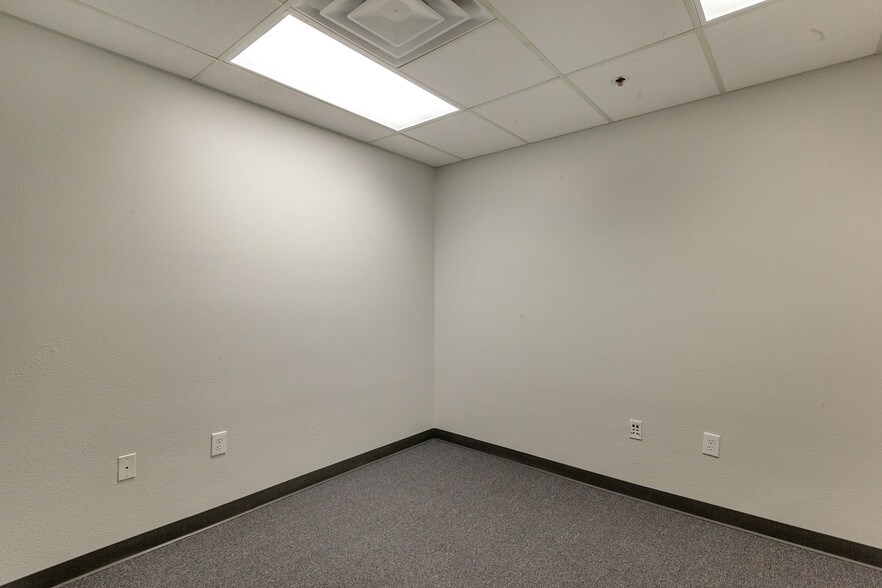 More Photos Of 2400 N Tenaya Way, Las Vegas Office For Lease
