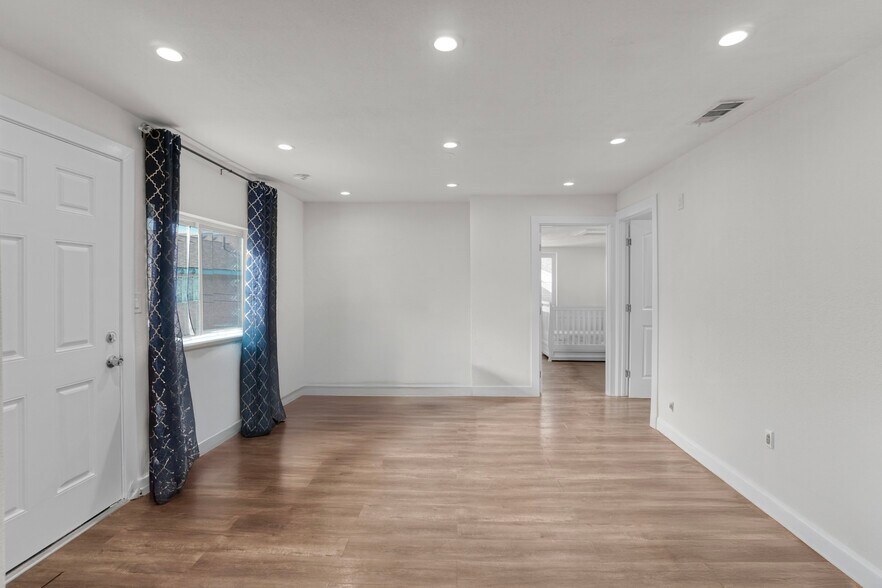 More Photos Of 532 N Berendo St, Los Angeles Multifamily For Sale