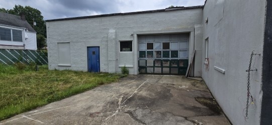 More Photos Of 109 West Shore Ave, Dumont Manufacturing For Sale