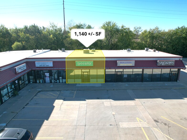 More Photos Of 901-925 W Highway 92, Kearney Storefront For Lease