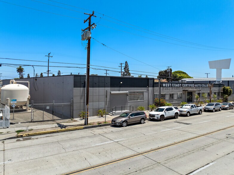 More Photos Of 5013-5017 Telegraph Rd, Los Angeles Light Manufacturing For Sale