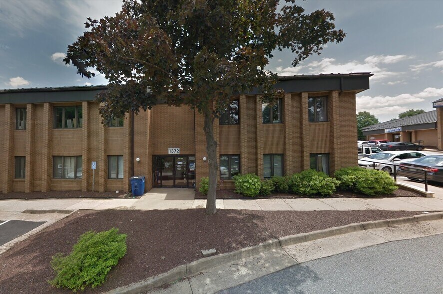 Primary Photo Of 1364-1376 Old Bridge Rd, Woodbridge Office For Lease