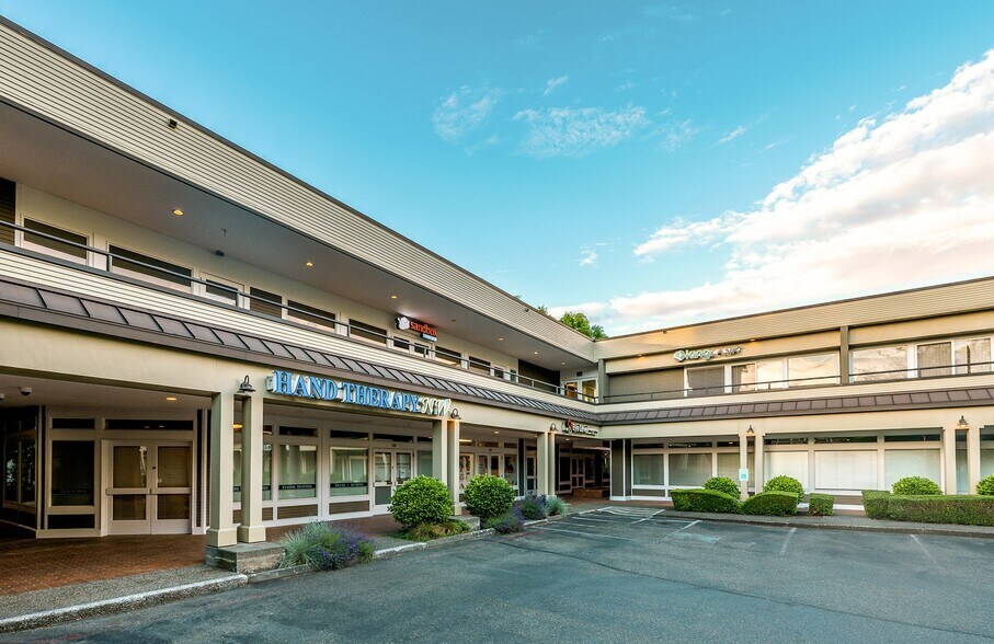 More Photos Of 16150 NE 85th St, Redmond Unknown For Lease