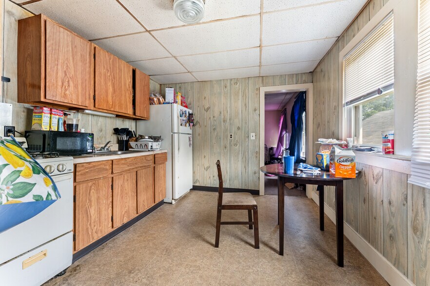 More Photos Of 175 Chapin St, Binghamton Apartments For Sale