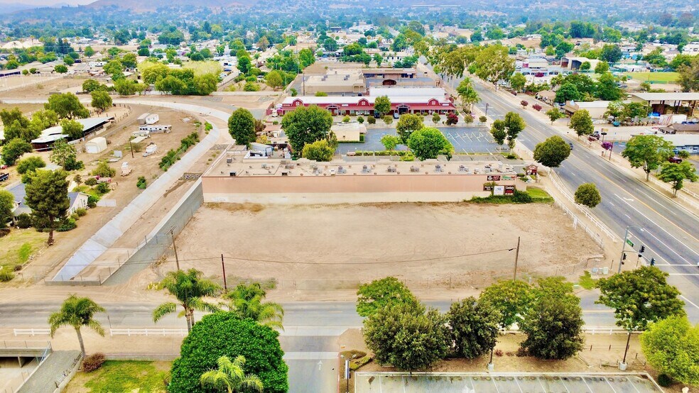 More Photos Of 1233 6th St, Norco Land For Sale