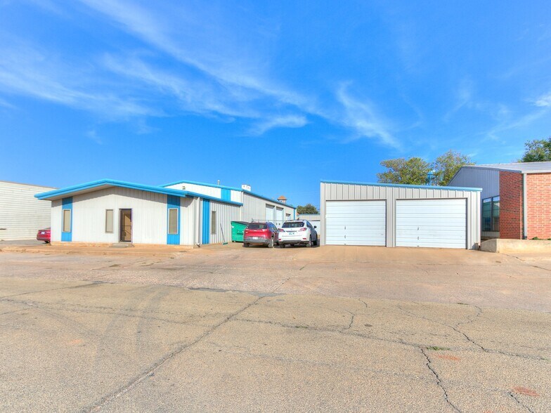 More Photos Of 219 N 6th St, Kingfisher Office For Sale