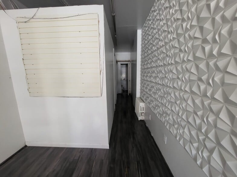 More Photos Of 533 3rd Ave, New York Apartments For Lease
