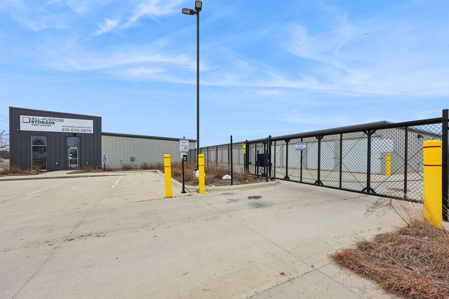More Photos Of 730 S 29th St, Fort Dodge Self Storage For Sale