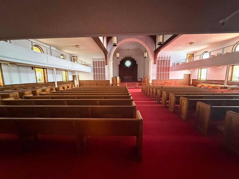 More Photos Of 17 Fremont St, Gloversville Religious Facility For Sale