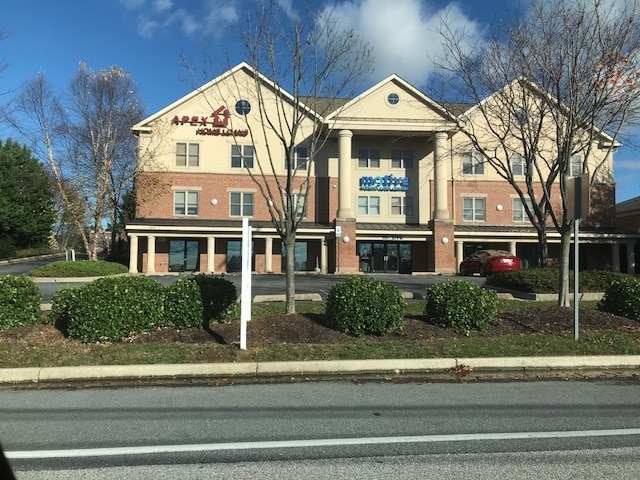 More Photos Of 6339 Ten Oaks Rd, Clarksville Office For Sale