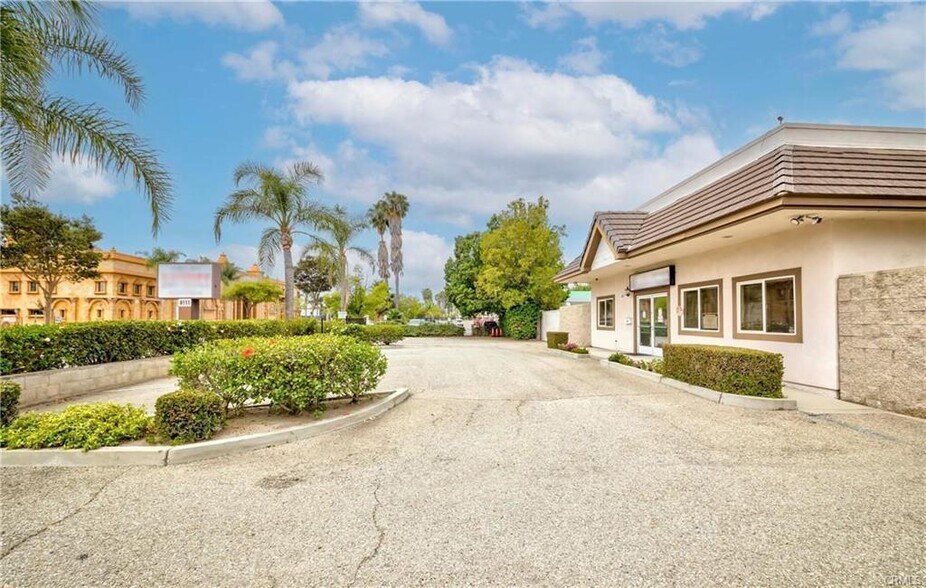 More Photos Of 8111 W Commonwealth Ave, Buena Park Medical For Sale