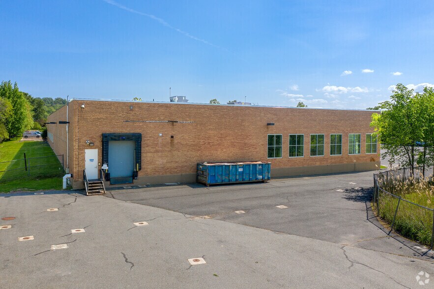 More Photos Of 675 Central Ave, New Providence Research And Development For Lease