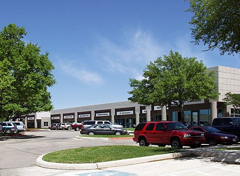 More Photos Of 12500 Network Blvd, San Antonio Flex For Lease