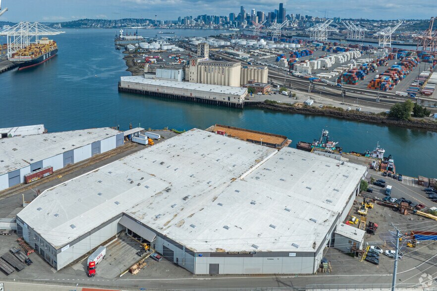 More Photos Of 3518-3546 W Marginal Way SW, Seattle Warehouse For Lease